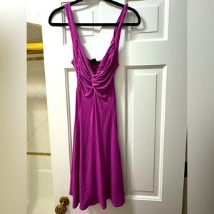 Moda International Dress, S